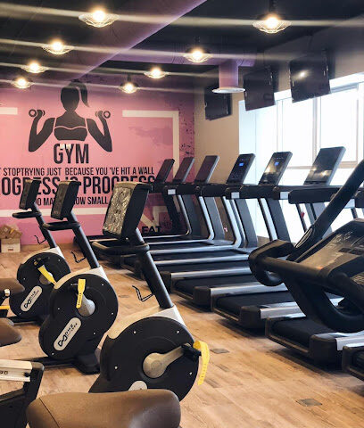 نادي ومقهى فات تو فيت - الرياض - +966 50 068 3322