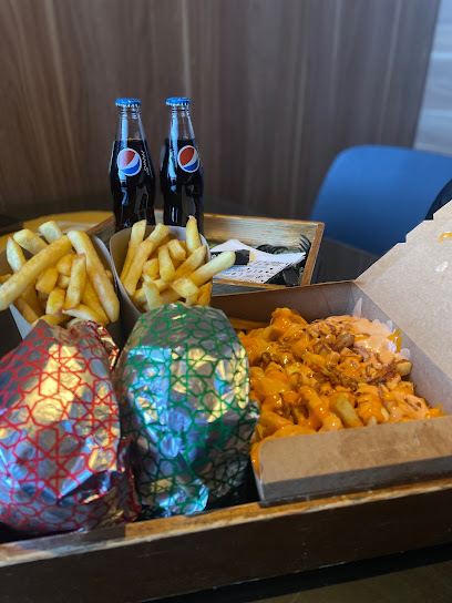 برجر حقيقي - Saudi Arabia|Tabuk 47911|Centria Mall،|Al Imam Turki Ibn Abdullah Rd