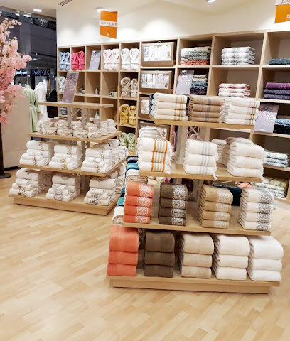 أورانج بيد آند باث - يشيد - +966 53 666 3956