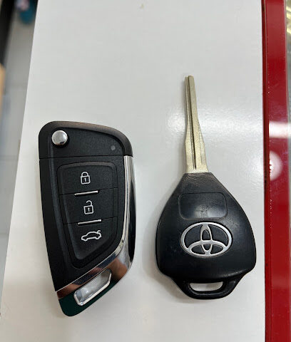 محل مفاتيح المفتاح المفقود - جدة - +966 57 895 4005