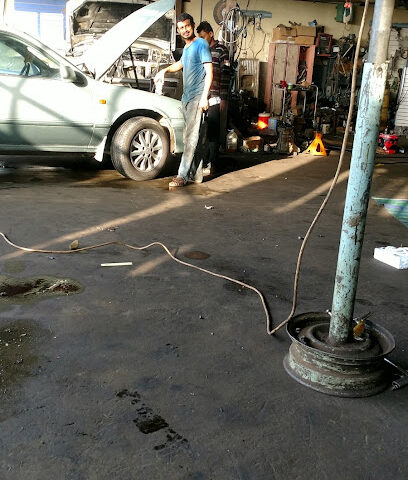 المركز الالكتروني لصيانة السيارات - جازان - +966 50 479 0600