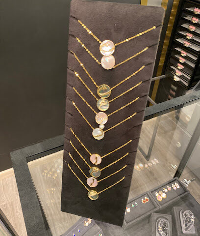 مشغل قلعة - جدة - +966 56 001 2324