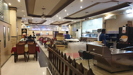 مطعم هوليدايز - جدة - +966 12 649 4947