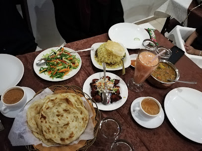 مطعم القرية - جدة - +966 56 468 2500